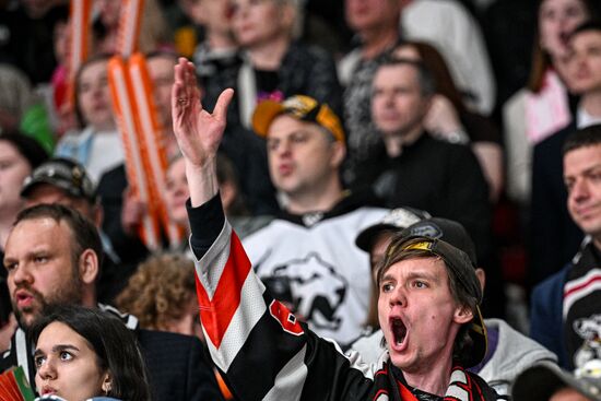 Russia Ice Hockey Kontinental League Traktor - Lokomotiv