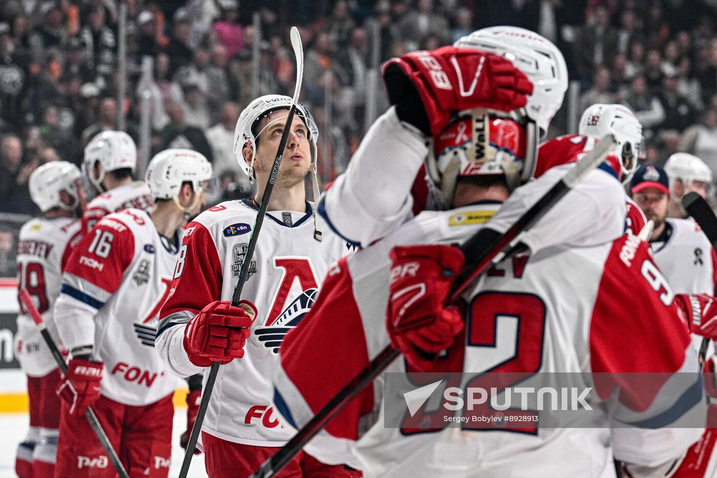 Russia Ice Hockey Kontinental League Traktor - Lokomotiv