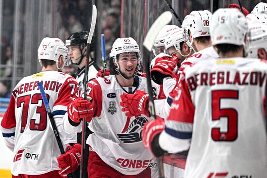 Russia Ice Hockey Kontinental League Traktor - Lokomotiv