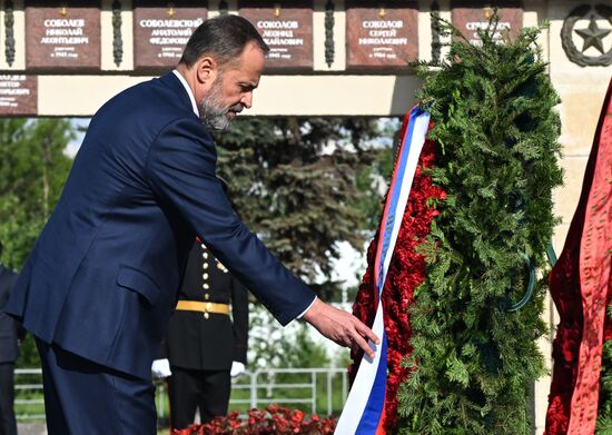 Russia China Interregional Cooperation Council Wreath Laying