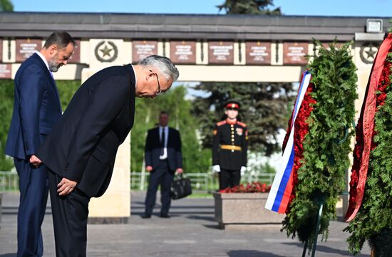 Russia China Interregional Cooperation Council Wreath Laying