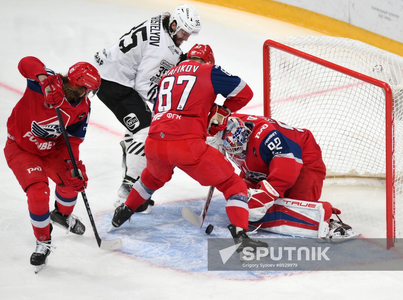 Russia Ice Hockey Kontinental League Lokomotov - Traktor