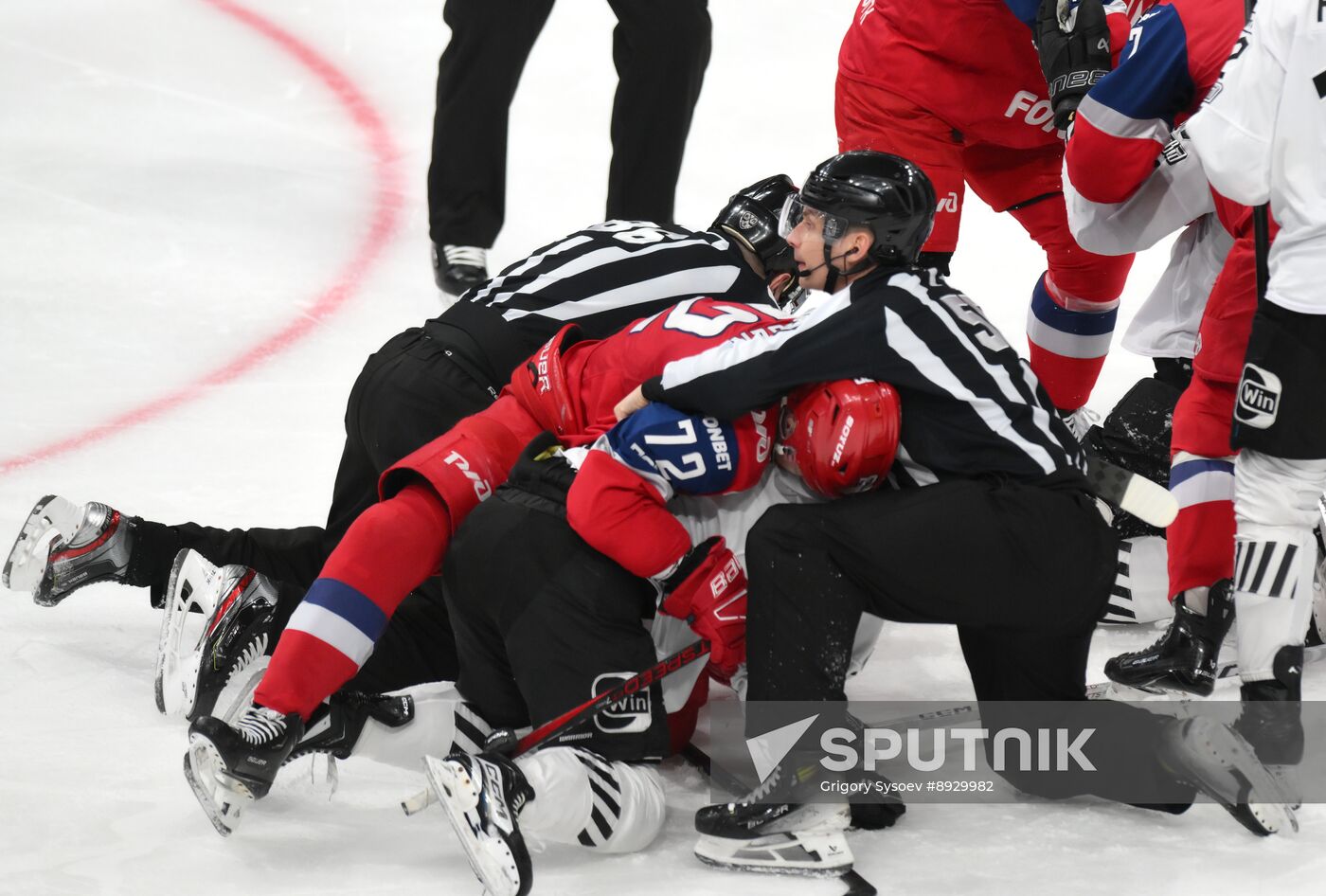 Russia Ice Hockey Kontinental League Lokomotov - Traktor