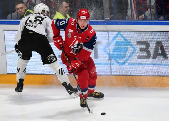 Russia Ice Hockey Kontinental League Lokomotov - Traktor