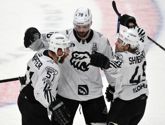 Russia Ice Hockey Kontinental League Lokomotov - Traktor