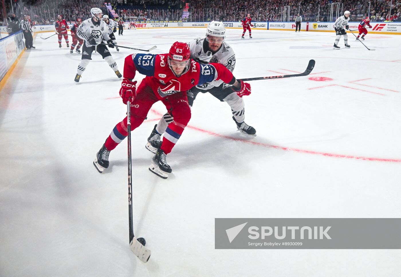 Russia Ice Hockey Kontinental League Lokomotov - Traktor