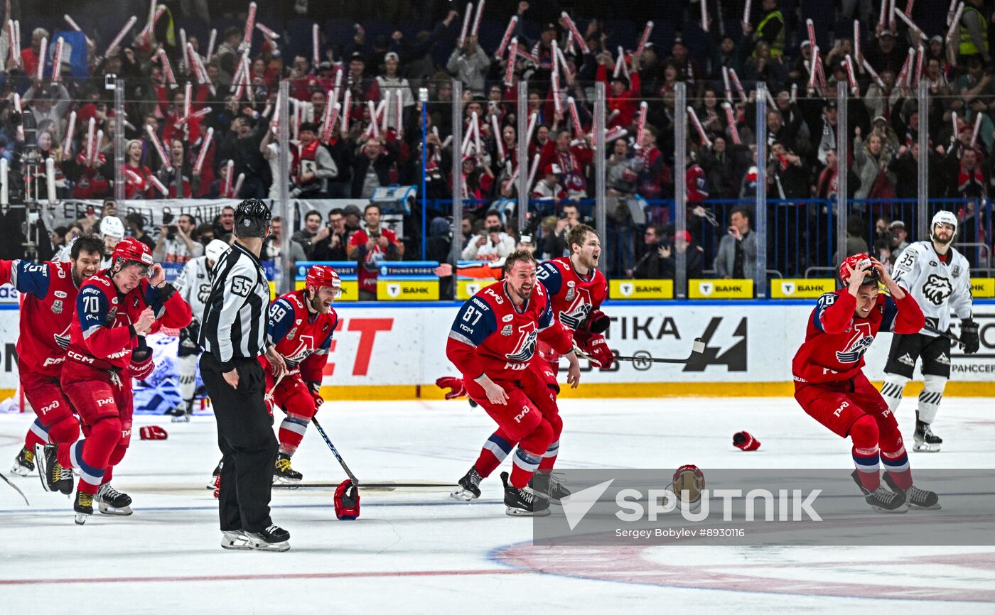 Russia Ice Hockey Kontinental League Lokomotov - Traktor