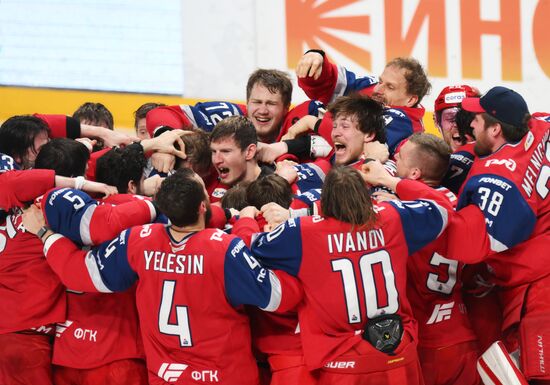 Russia Ice Hockey Kontinental League Lokomotov - Traktor