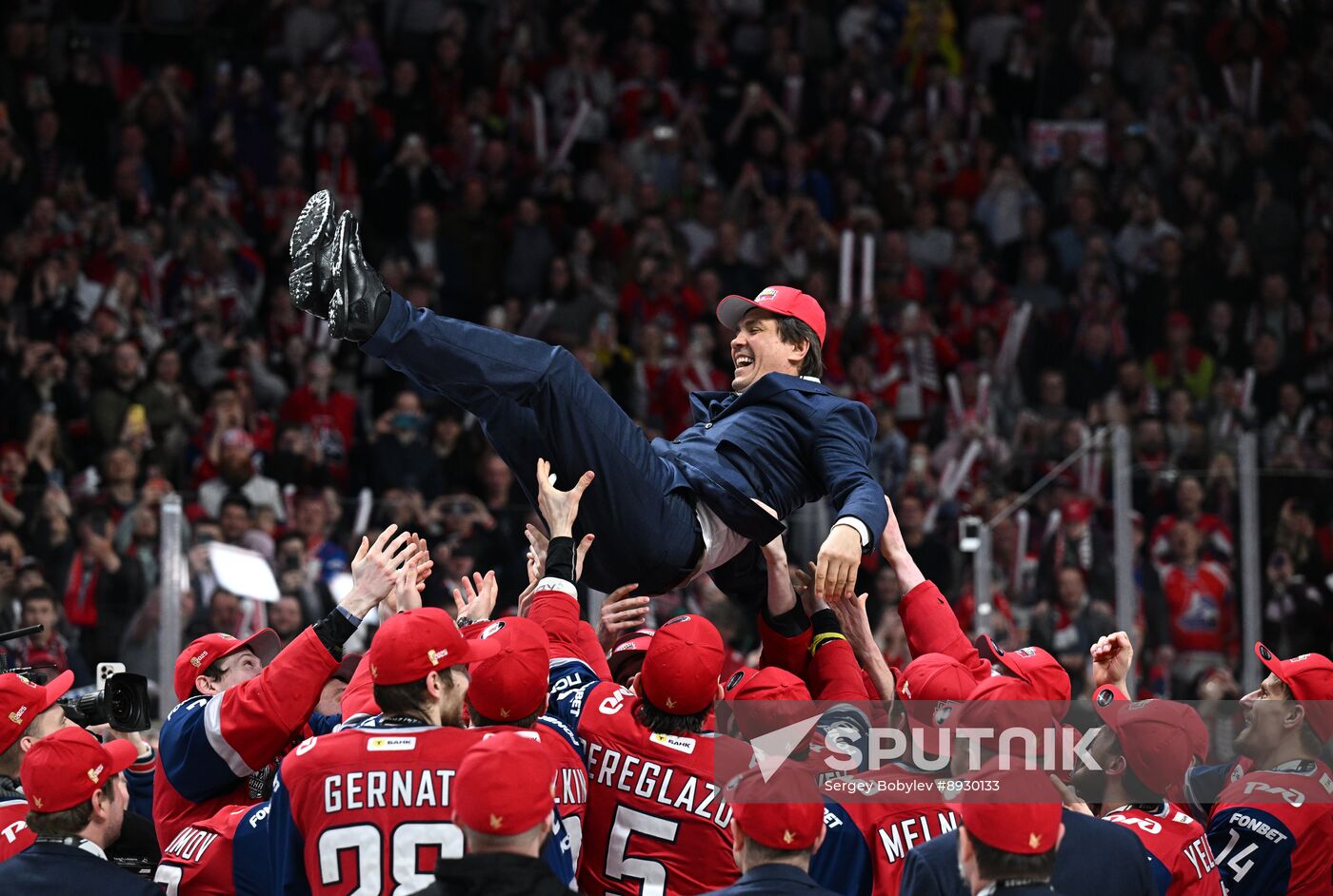 Russia Ice Hockey Kontinental League Lokomotov - Traktor