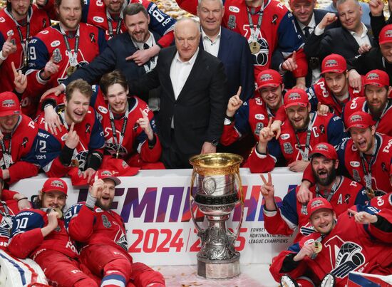 Russia Ice Hockey Kontinental League Lokomotov - Traktor