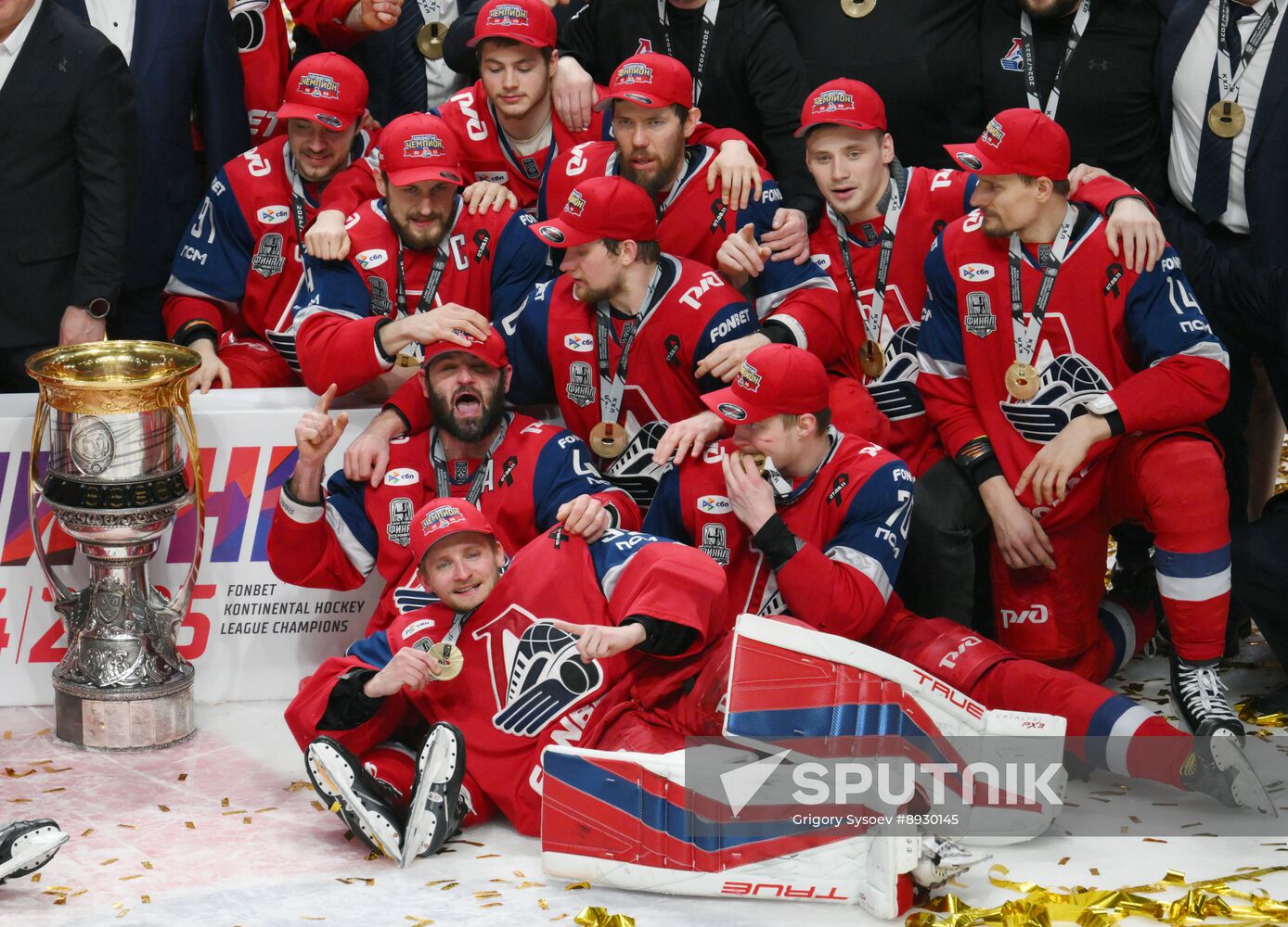 Russia Ice Hockey Kontinental League Lokomotov - Traktor