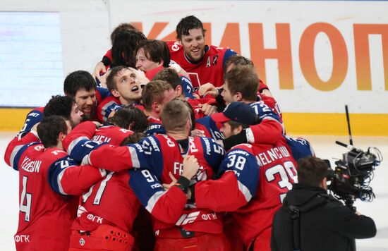 Russia Ice Hockey Kontinental League Lokomotov - Traktor