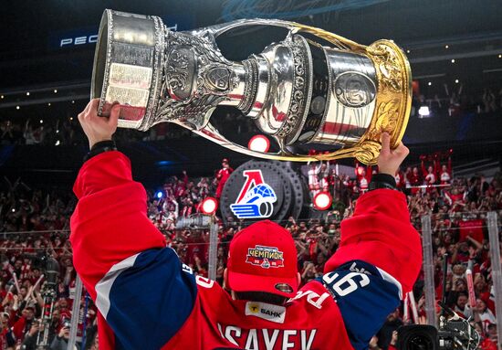 Russia Ice Hockey Kontinental League Lokomotov - Traktor