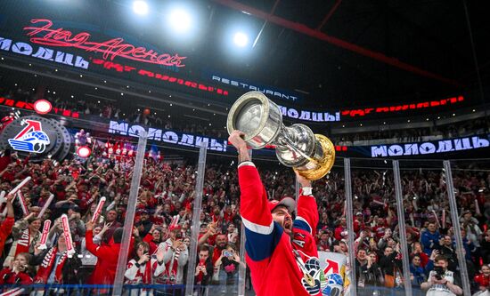 Russia Ice Hockey Kontinental League Lokomotov - Traktor