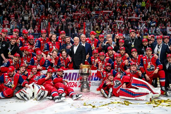 Russia Ice Hockey Kontinental League Lokomotov - Traktor