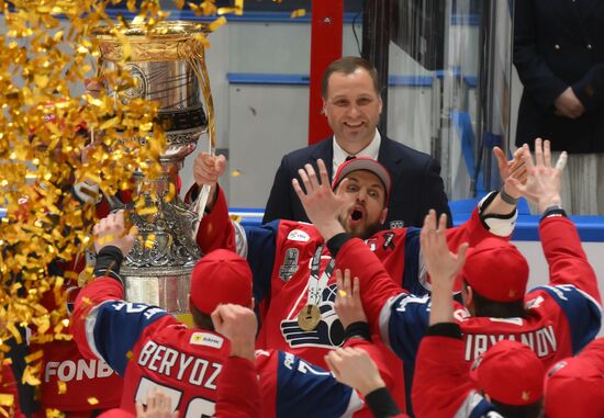 Russia Ice Hockey Kontinental League Lokomotov - Traktor