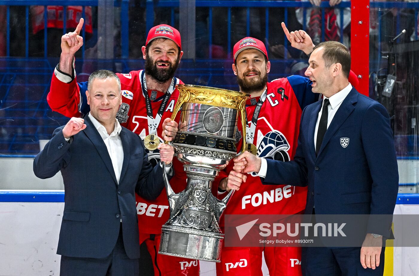 Russia Ice Hockey Kontinental League Lokomotov - Traktor