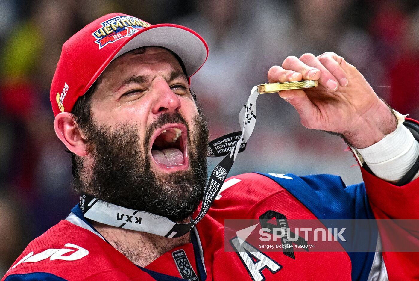 Russia Ice Hockey Kontinental League Lokomotov - Traktor