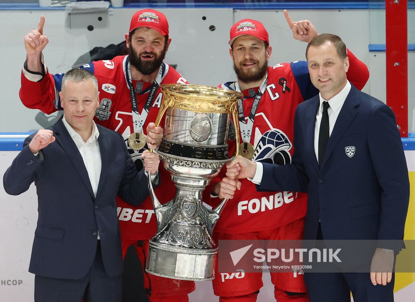 Russia Ice Hockey Kontinental League Lokomotov - Traktor