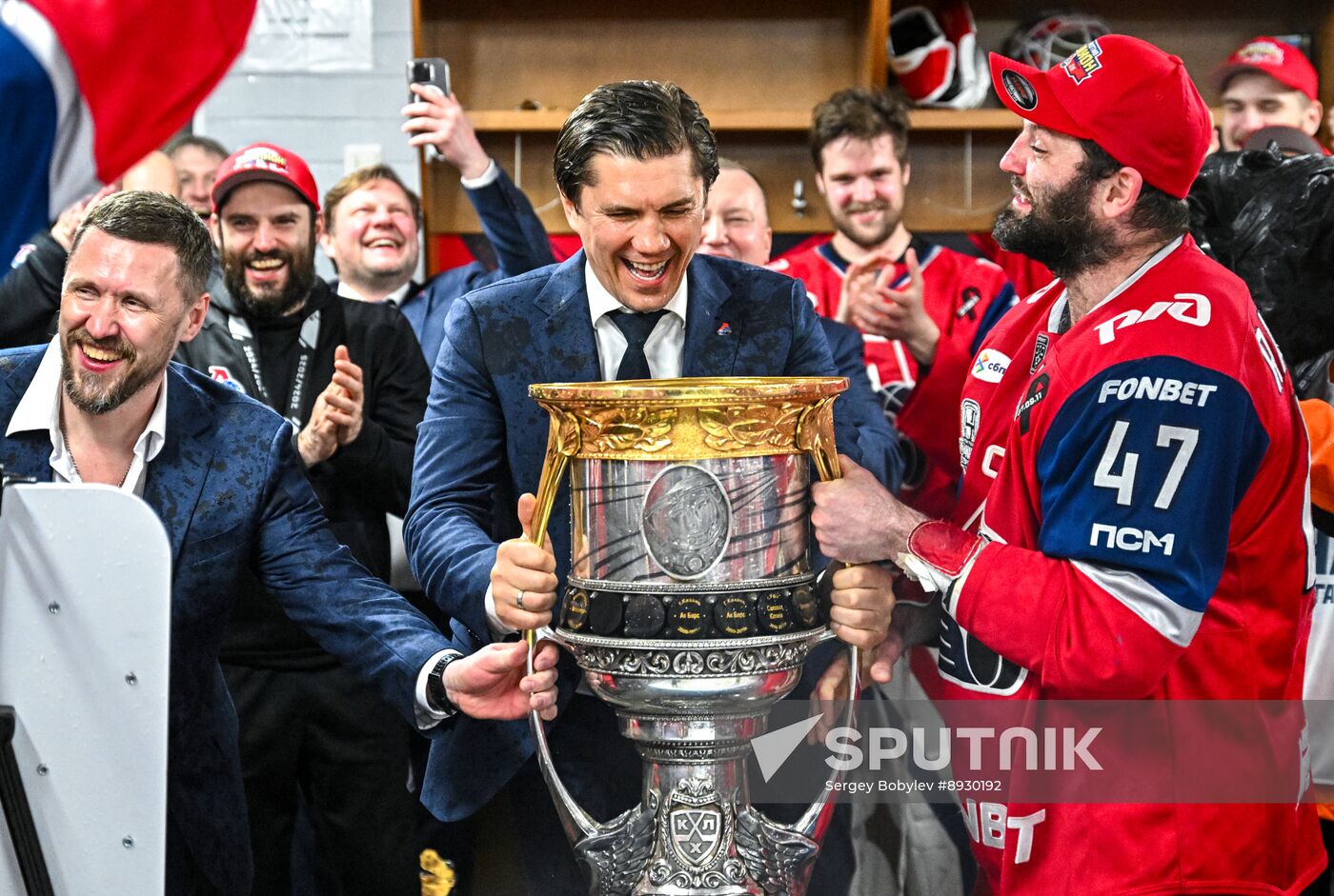 Russia Ice Hockey Kontinental League Lokomotov - Traktor