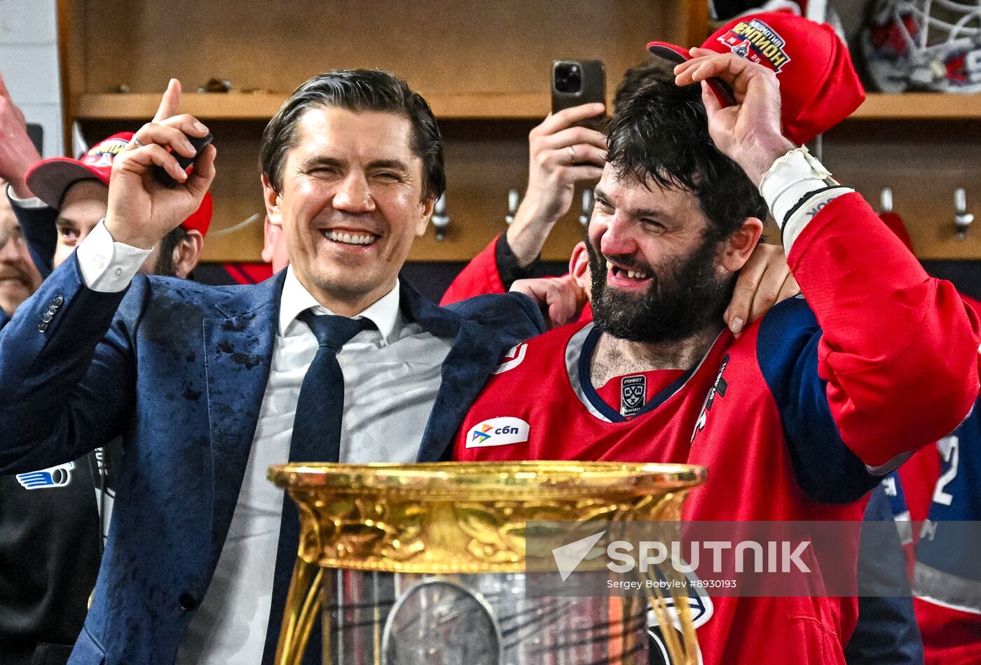 Russia Ice Hockey Kontinental League Lokomotov - Traktor