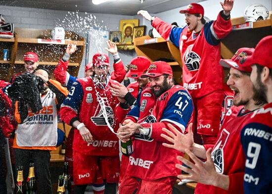 Russia Ice Hockey Kontinental League Lokomotov - Traktor