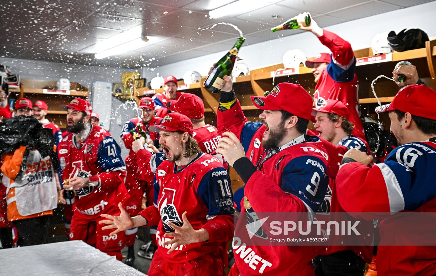 Russia Ice Hockey Kontinental League Lokomotov - Traktor