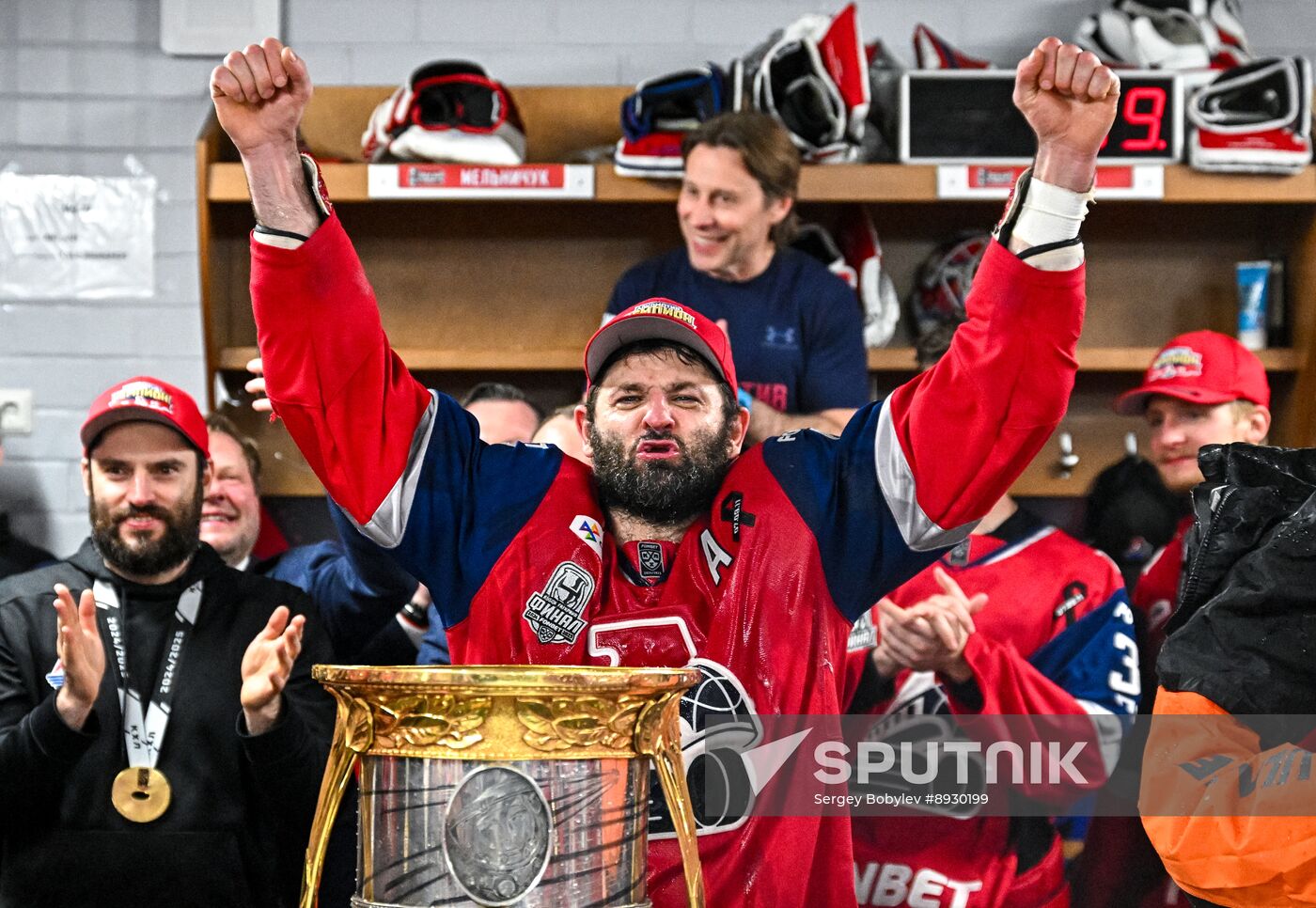 Russia Ice Hockey Kontinental League Lokomotov - Traktor