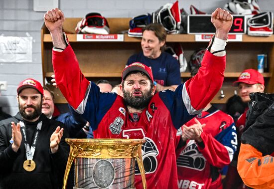 Russia Ice Hockey Kontinental League Lokomotov - Traktor