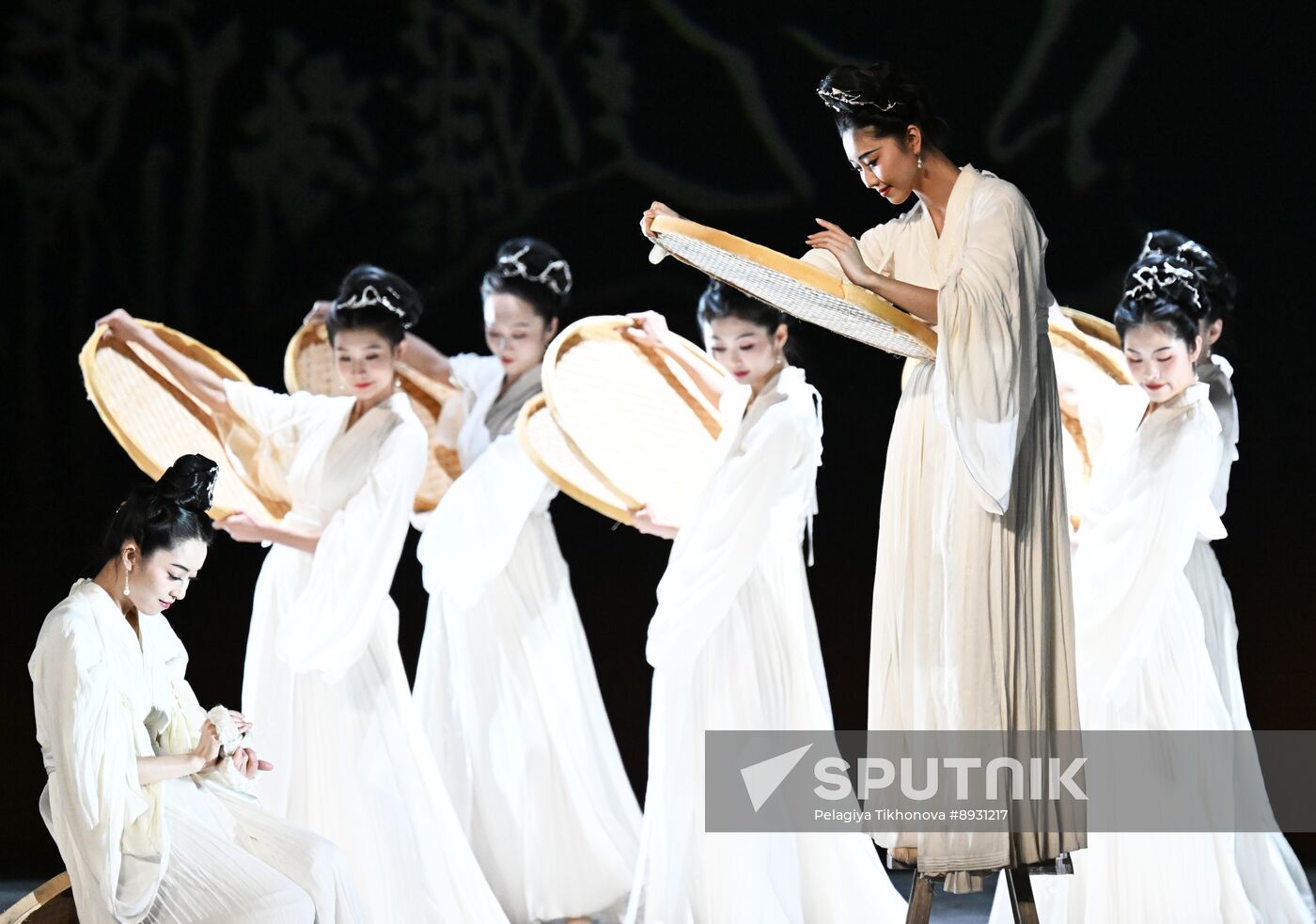 Russia Chekhov Theatre Festival Poetic Dance