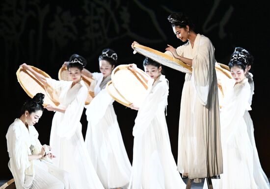 Russia Chekhov Theatre Festival Poetic Dance