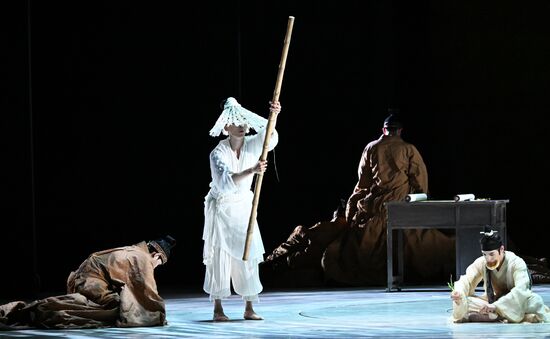 Russia Chekhov Theatre Festival Poetic Dance