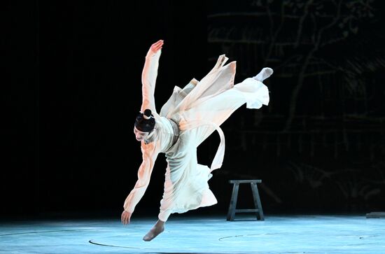 Russia Chekhov Theatre Festival Poetic Dance