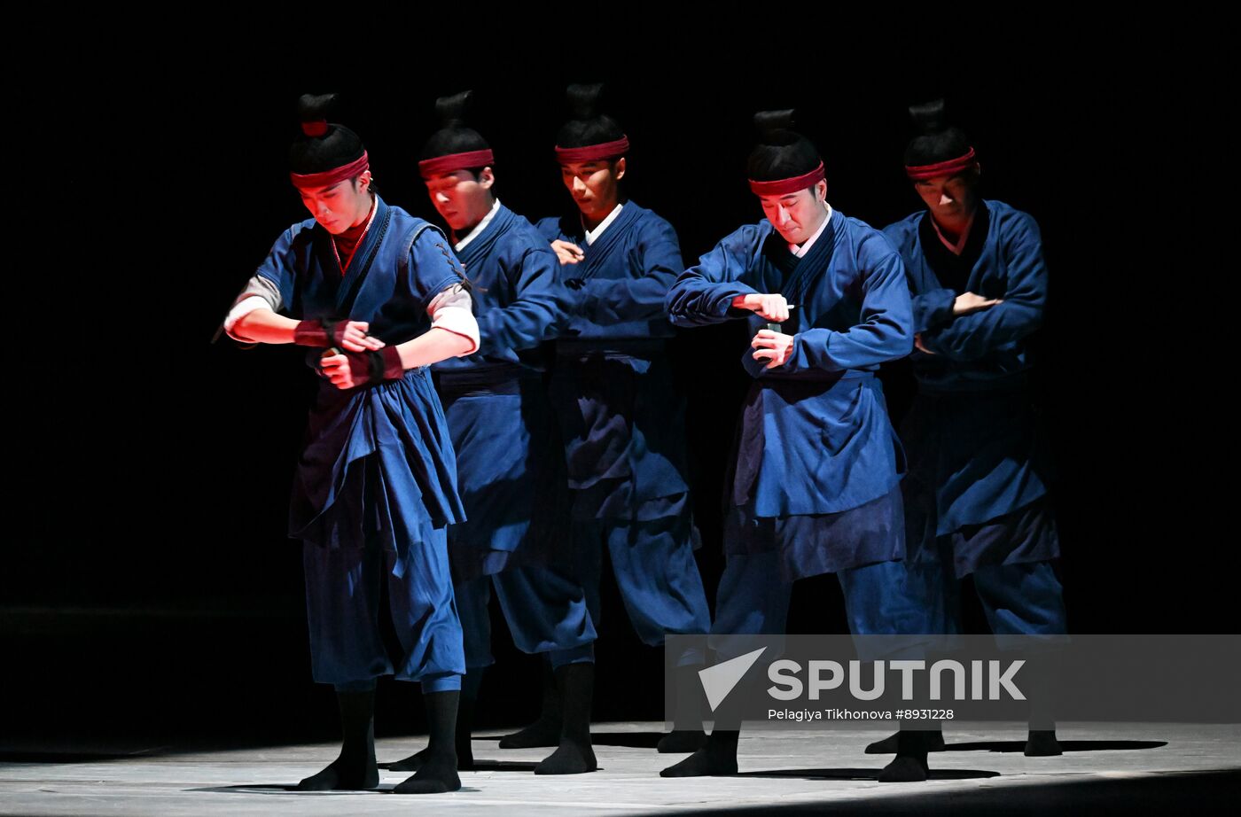 Russia Chekhov Theatre Festival Poetic Dance