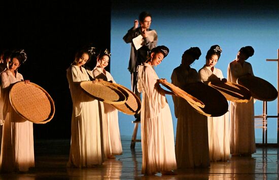 Russia Chekhov Theatre Festival Poetic Dance