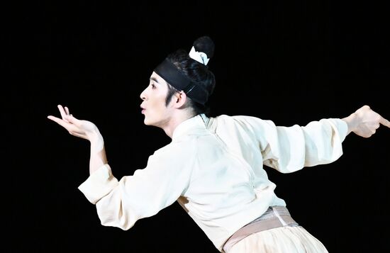 Russia Chekhov Theatre Festival Poetic Dance