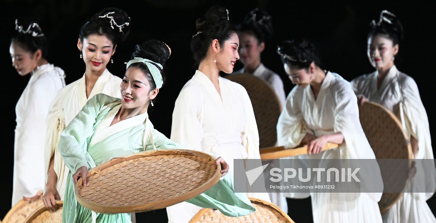 Russia Chekhov Theatre Festival Poetic Dance