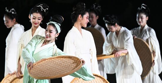 Russia Chekhov Theatre Festival Poetic Dance