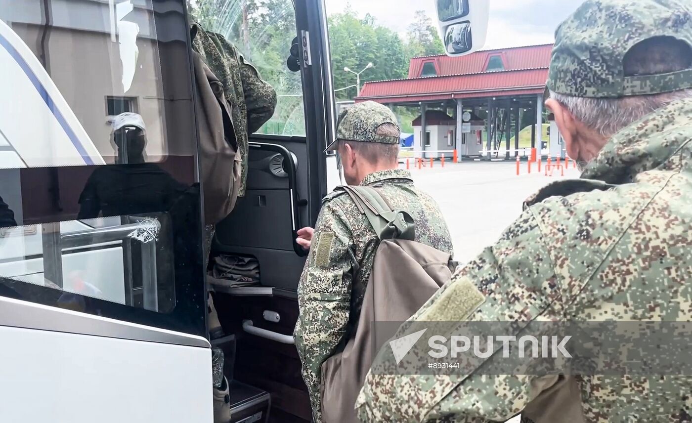 Russia Ukraine Military Operation POW Exchange