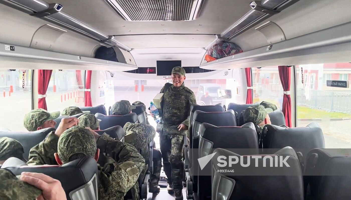 Russia Ukraine Military Operation POW Exchange