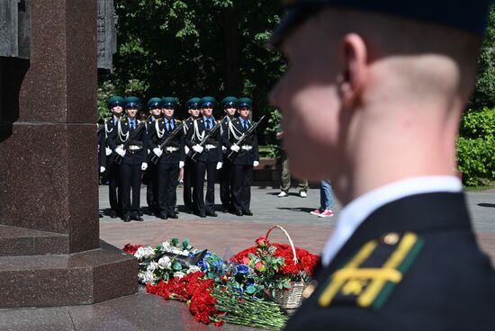 Russia Border Guards Day