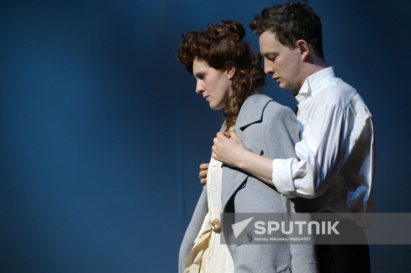 Russia Theatre Duel