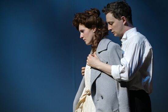 Russia Theatre Duel