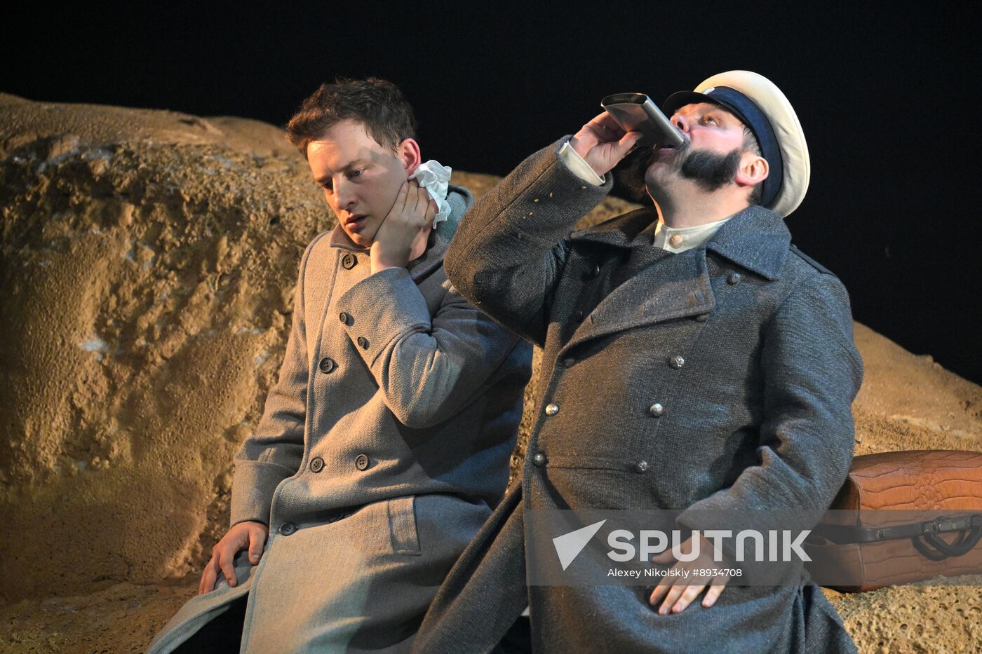 Russia Theatre Duel