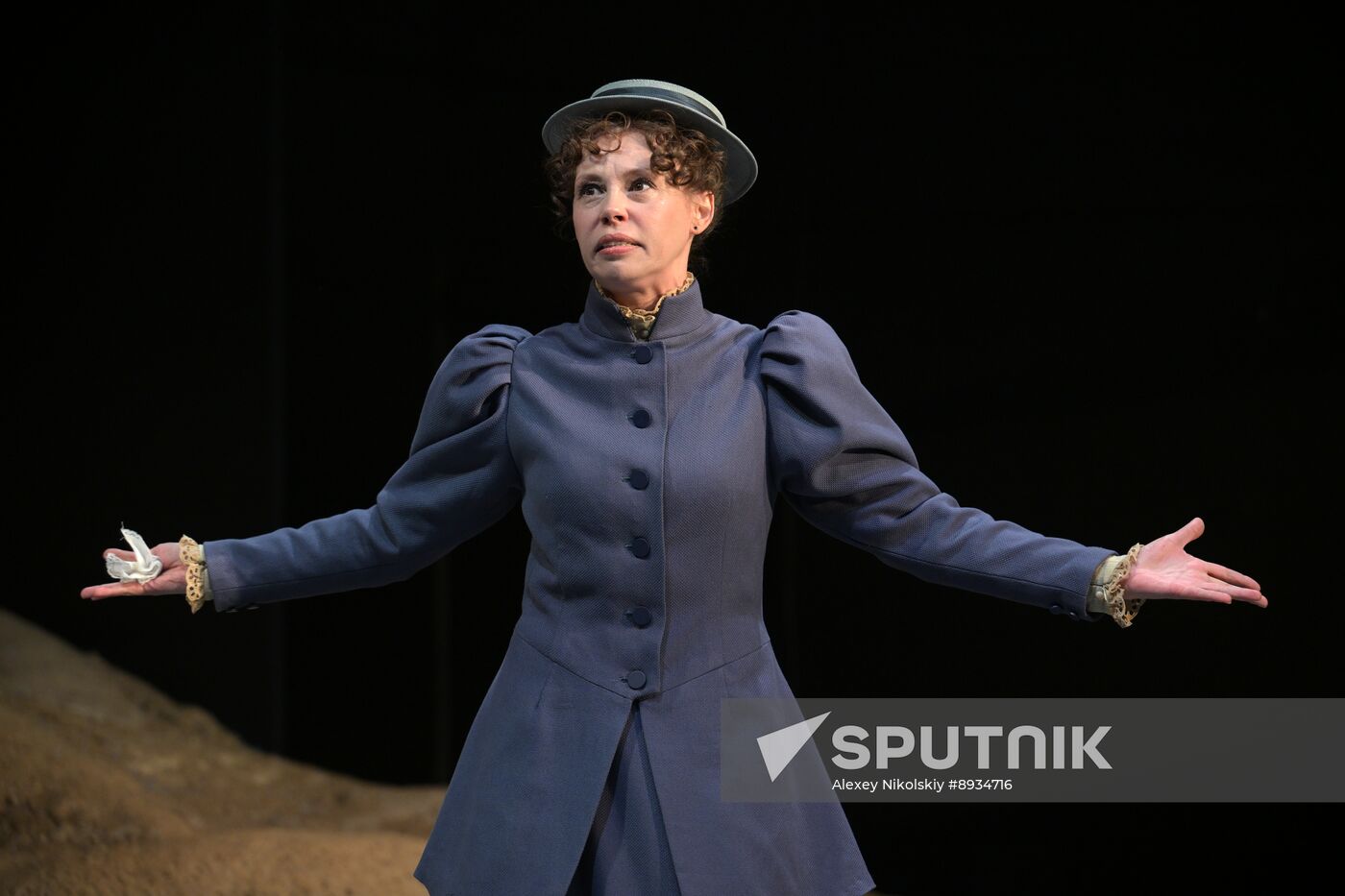 Russia Theatre Duel