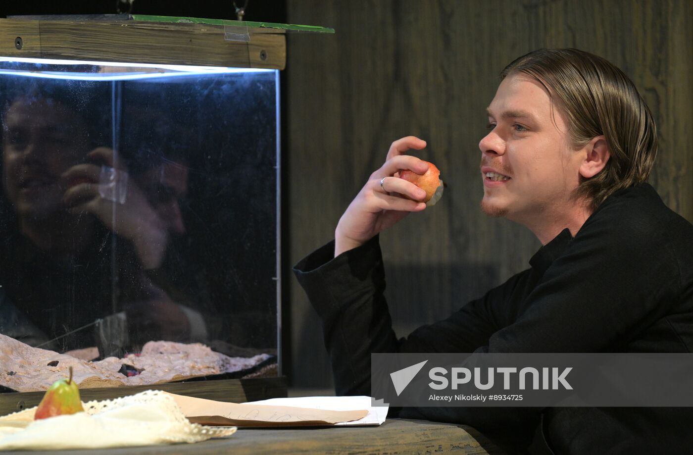 Russia Theatre Duel