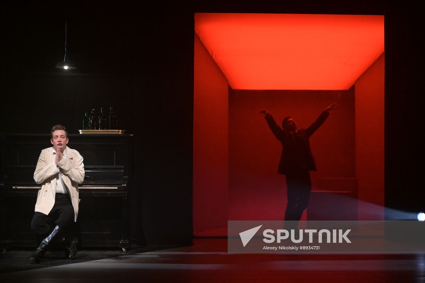 Russia Theatre Duel