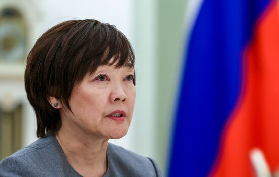 Russia Putin Former Japanese PM Widow