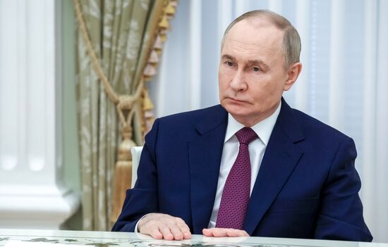 Russia Putin Former Japanese PM Widow