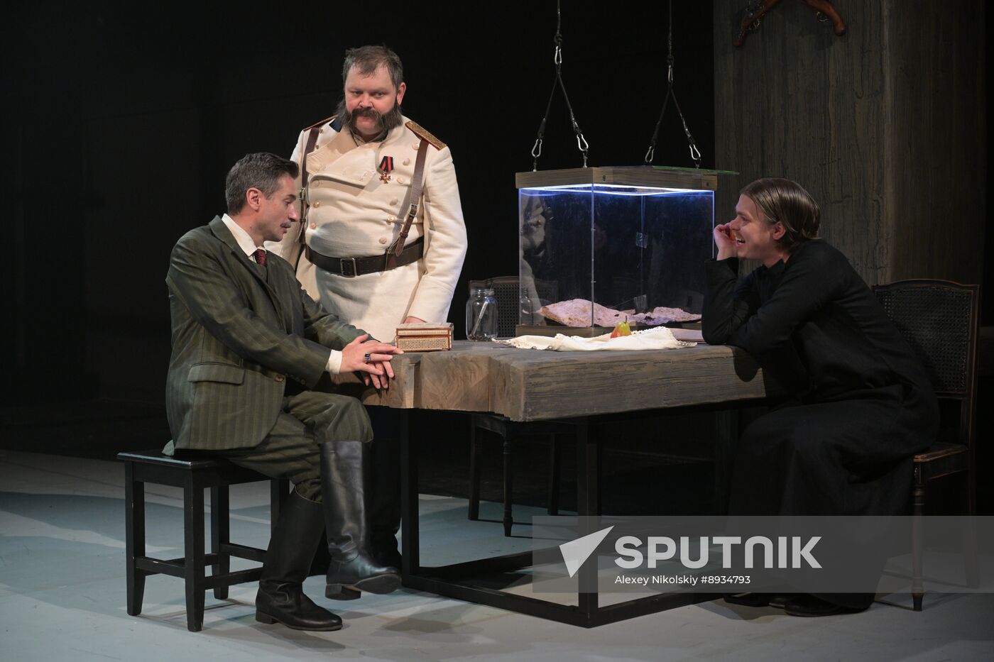 Russia Theatre Duel